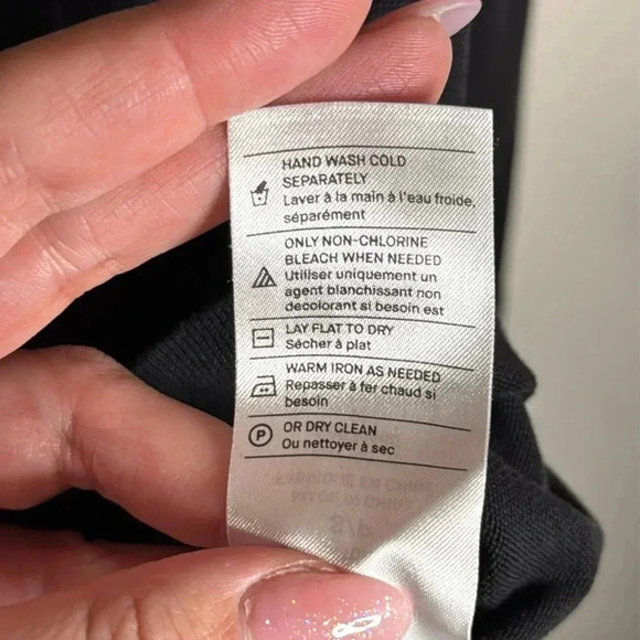 Vince Black Crewneck Long Sleeve Tee with Pocket Size Small - Picture 4 of 6